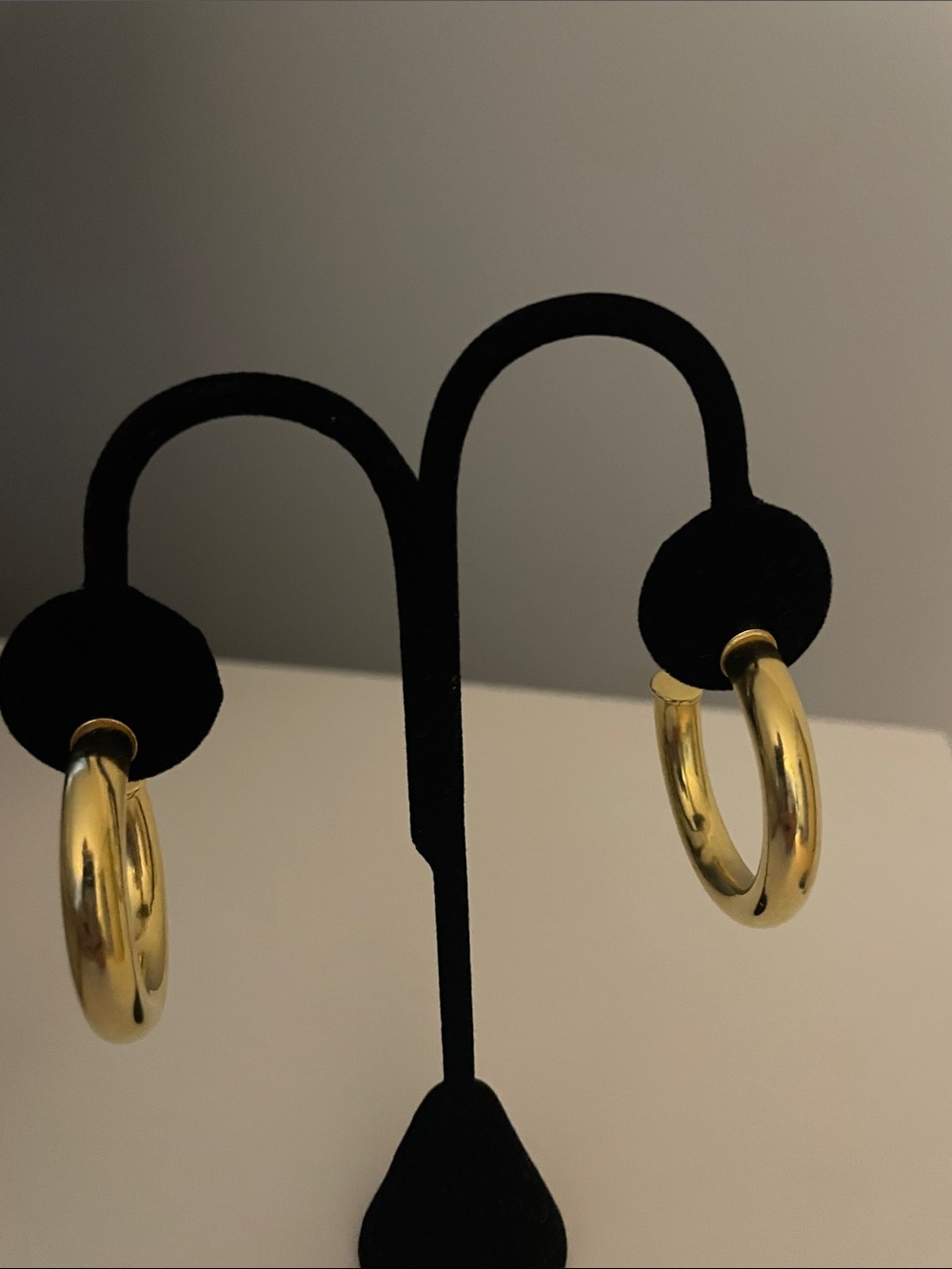 Classic Gold Hoop Earrings - Polished Gold Tone 1 inch hoop